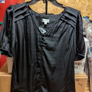 Wonderly Brand Black Women Top by Moon & Madison